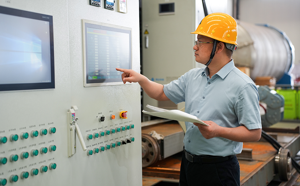 頂立科技胡祥龍博士榮獲“長沙市科技勞?！睒s譽稱號